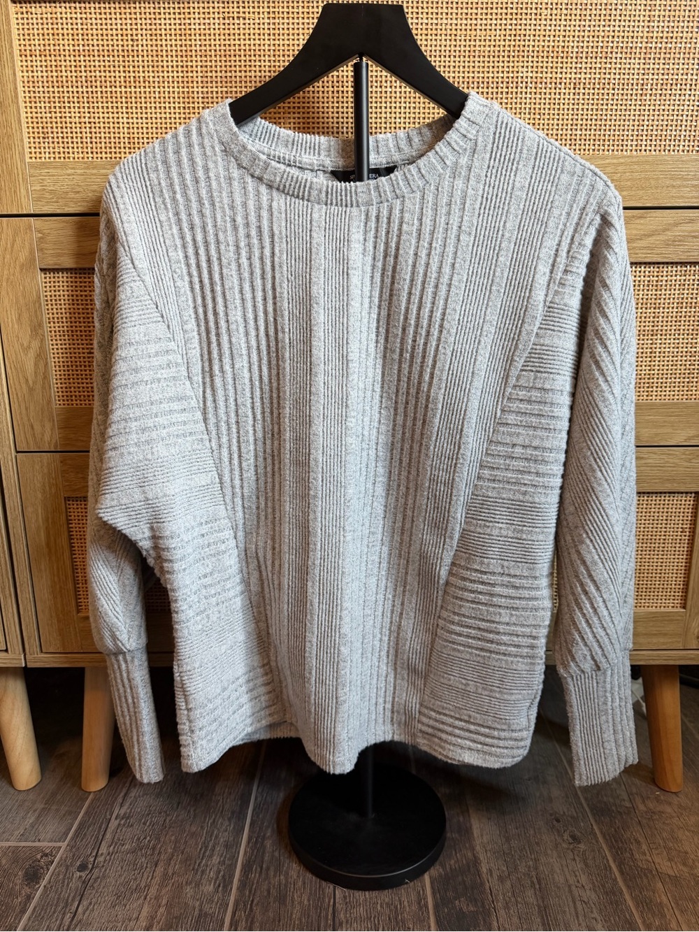 Simply Vera Vera Wang Ribbed Crewneck Sweater — Light Gray